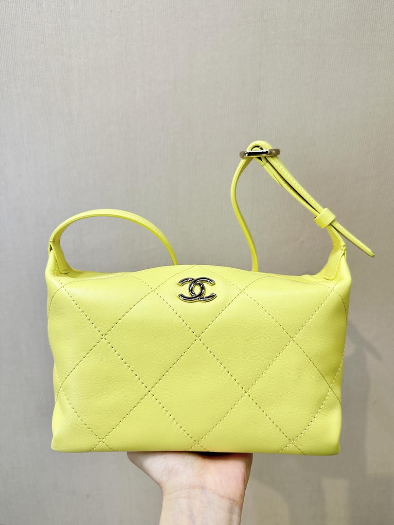 Chanel AS6138 Hobo Handbag Shiny Lambskin & Gold-Tone Metal Yellow