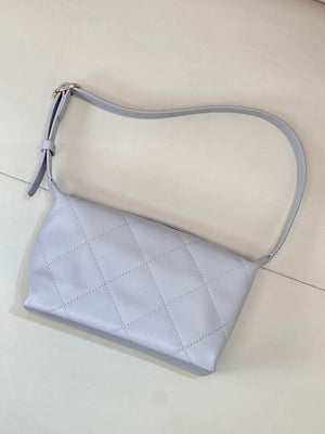 Chanel AS6138 Hobo Handbag Shiny Lambskin & Gold-Tone Metal Light Purple - Default Title - View 8