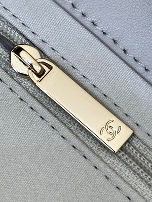 Chanel AS6138 Hobo Handbag Shiny Lambskin & Gold-Tone Metal Light Purple - Default Title - View 11