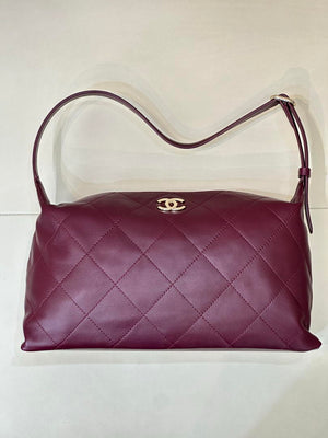 Chanel AS6139 Large Hobo Handbag Shiny Lambskin & Gold-Tone Metal Red - Default Title - View 1