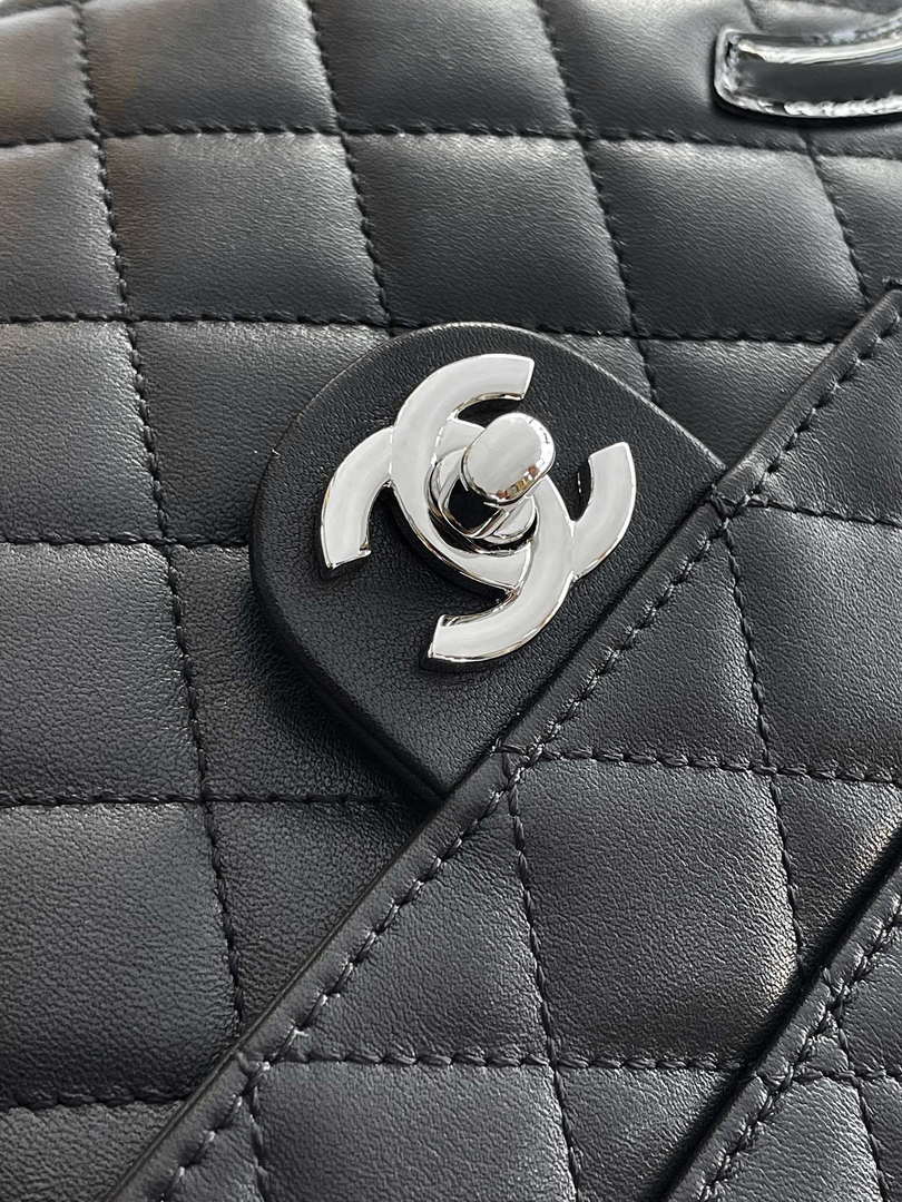 Chanel AS6326 Vintage Camera Case Bag Lambskin Black with Patent CC - Default Title - View 5