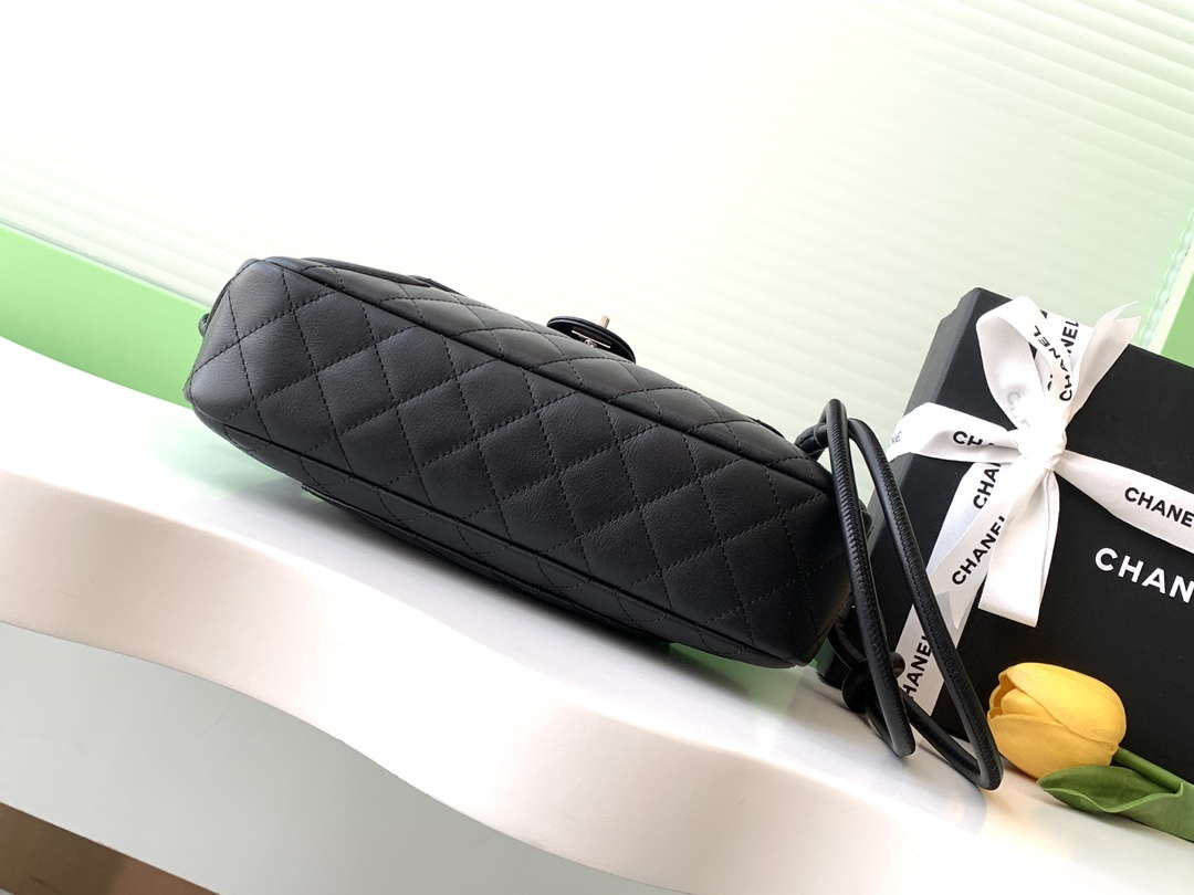 Chanel AS6326 Vintage Camera Case Bag Lambskin Black With black CC