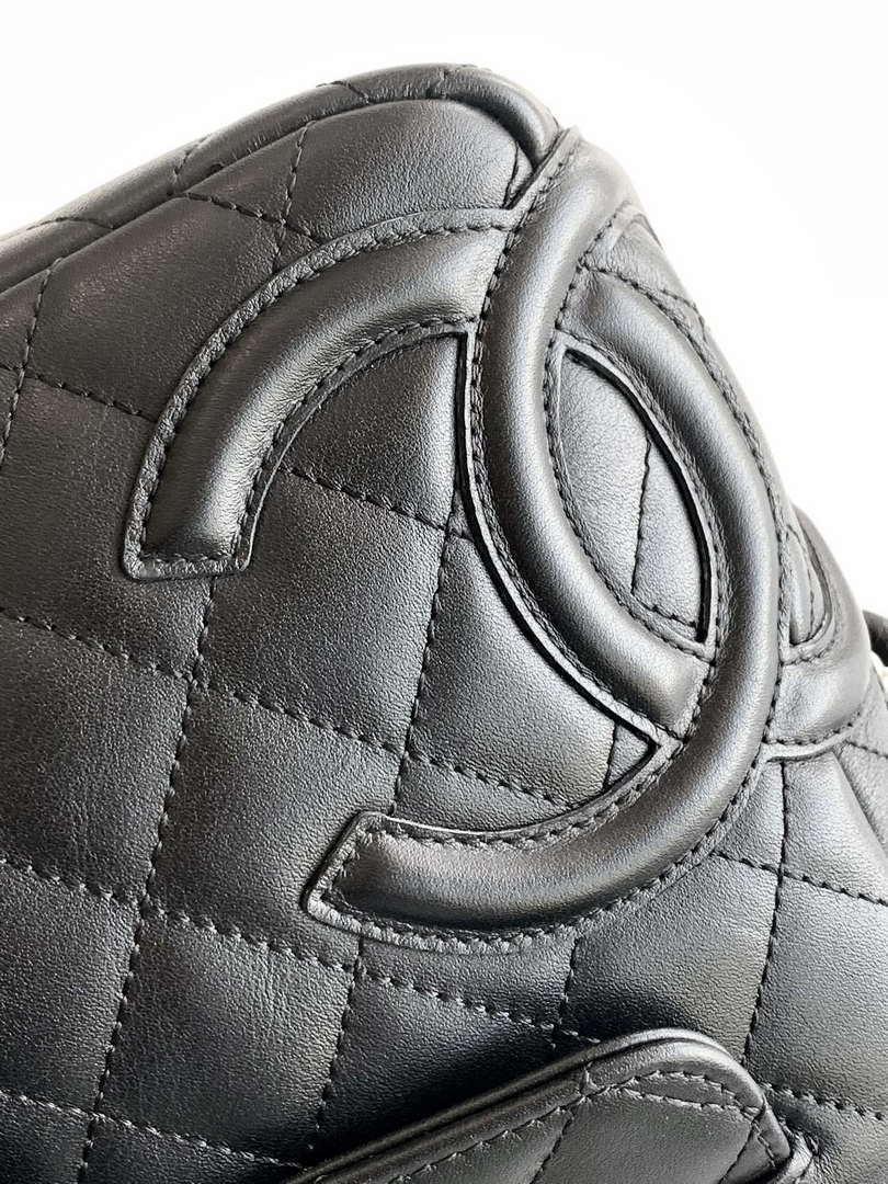 Chanel AS6326 Vintage Camera Case Bag Lambskin Black With black CC