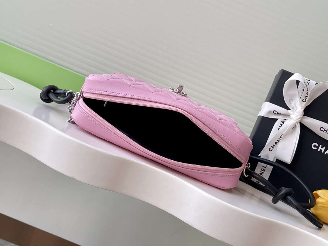 Chanel AS6326 Vintage Camera Case Bag Lambskin Pink - Default Title - View 8