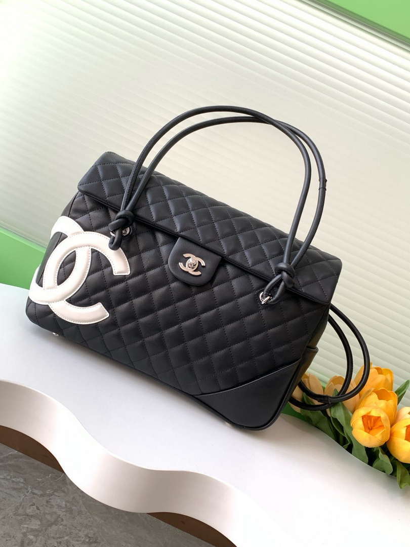 Chanel AS6338 Airport Bag 25P Shopping Bag Black with White CC