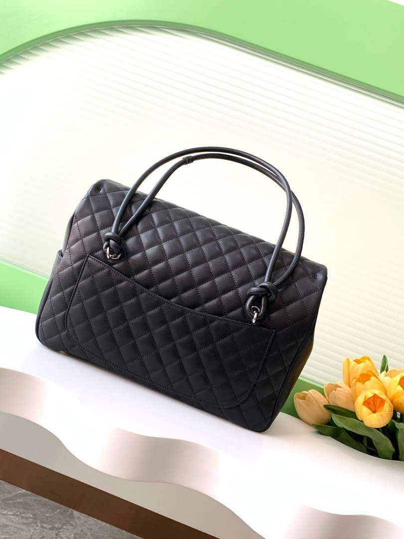 Chanel AS6338 Airport Bag 25P Shopping Bag Black with White CC