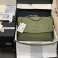 Chanel AS8095 Chanel Flap bag Calfskin Green - Default Title - View 1
