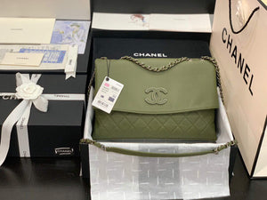 Chanel AS8095 Chanel Flap bag Calfskin Green - Default Title - View 1