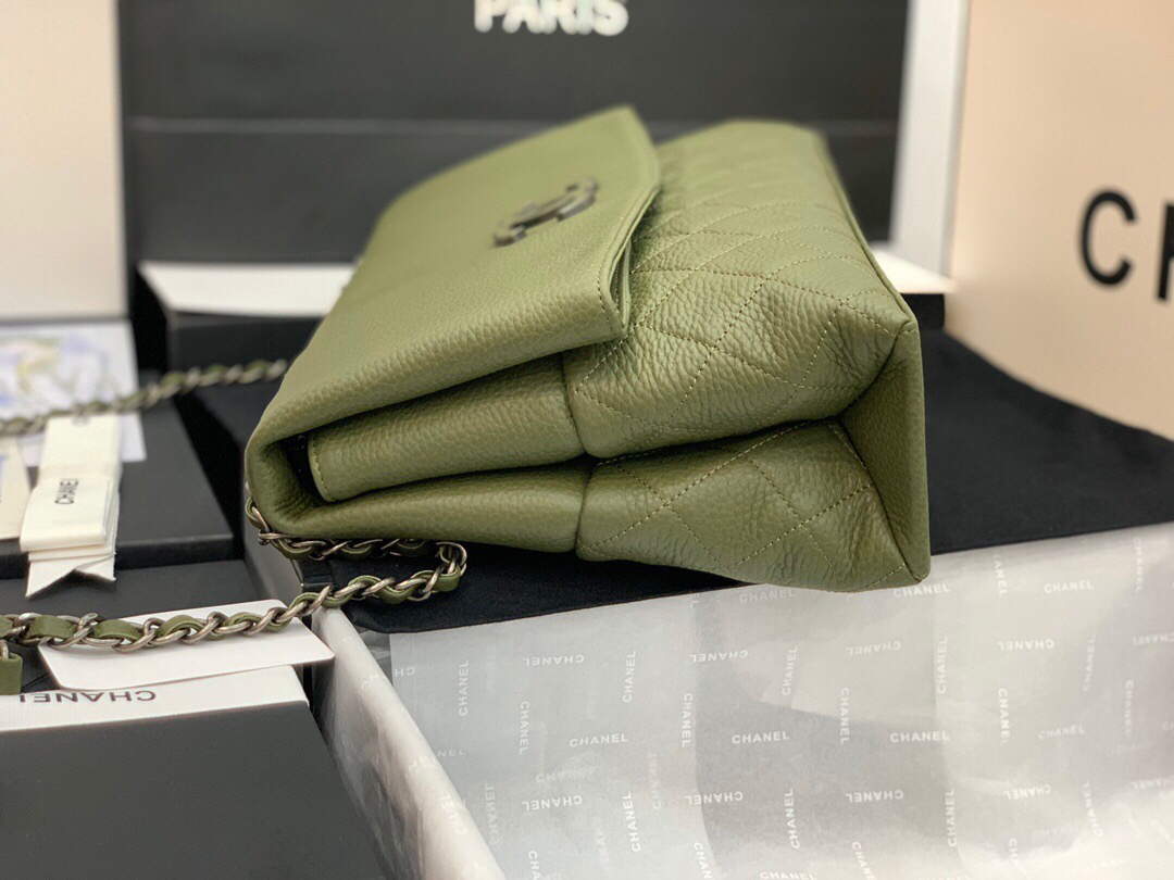 Chanel AS8095 Chanel Flap bag Calfskin Green
