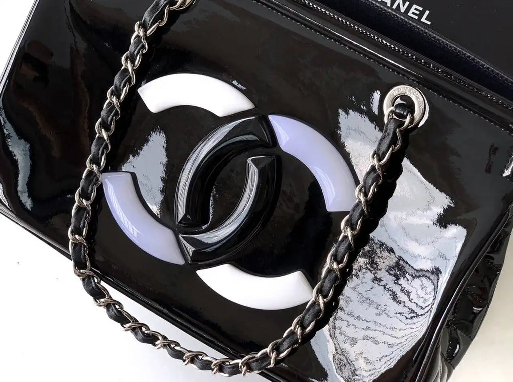 Chanel AS8806 Lipstick Tote Bag Black
