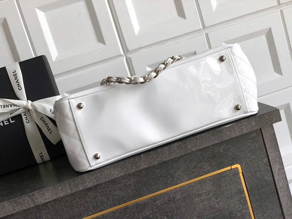 Chanel AS8806 Lipstick Tote Bag White
