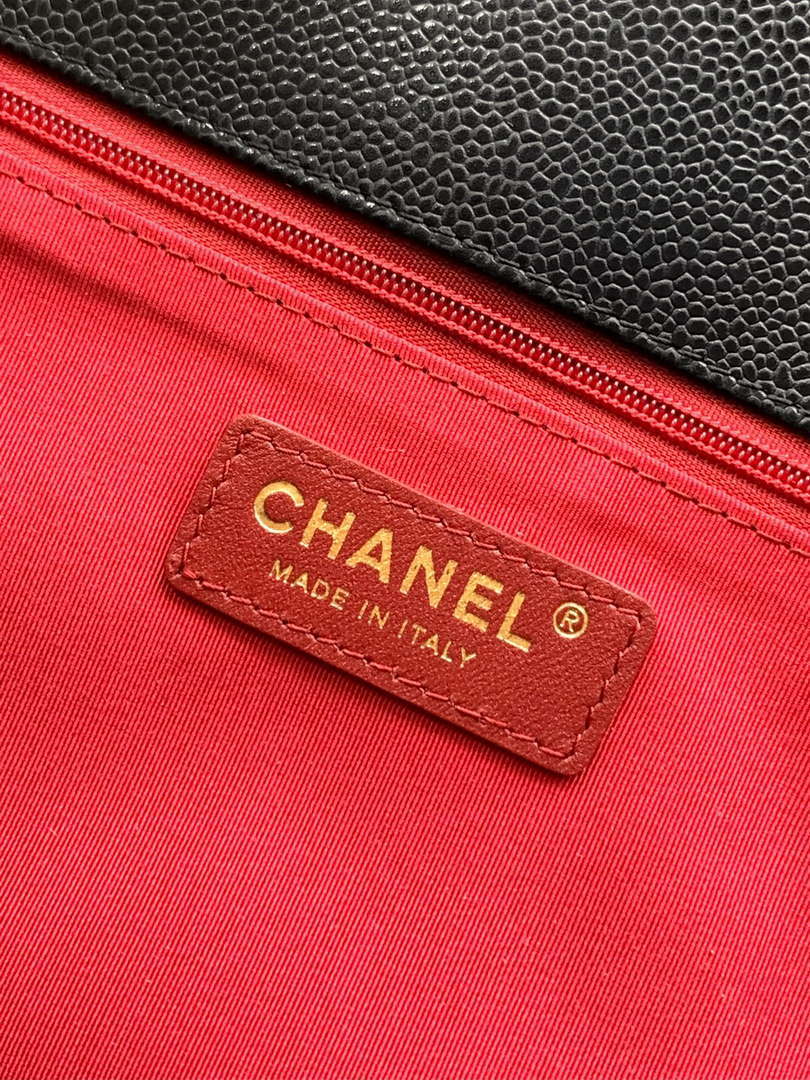 Chanel AS8890 24A MAX Shopping Bag Black Calfskin - Large Size: 29 X 40 X 17 cm - View 9