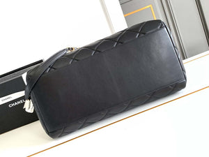 Chanel AS8890 Lambskin 24A MAX Shopping Bag Black - Large Size: 29 X 40 X 17 cm - View 4