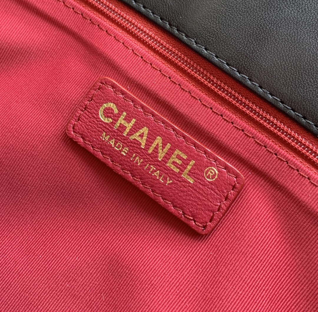 Chanel AS8890 Lambskin 24A MAX Shopping Bag Black - Large Size: 29 X 40 X 17 cm - View 9