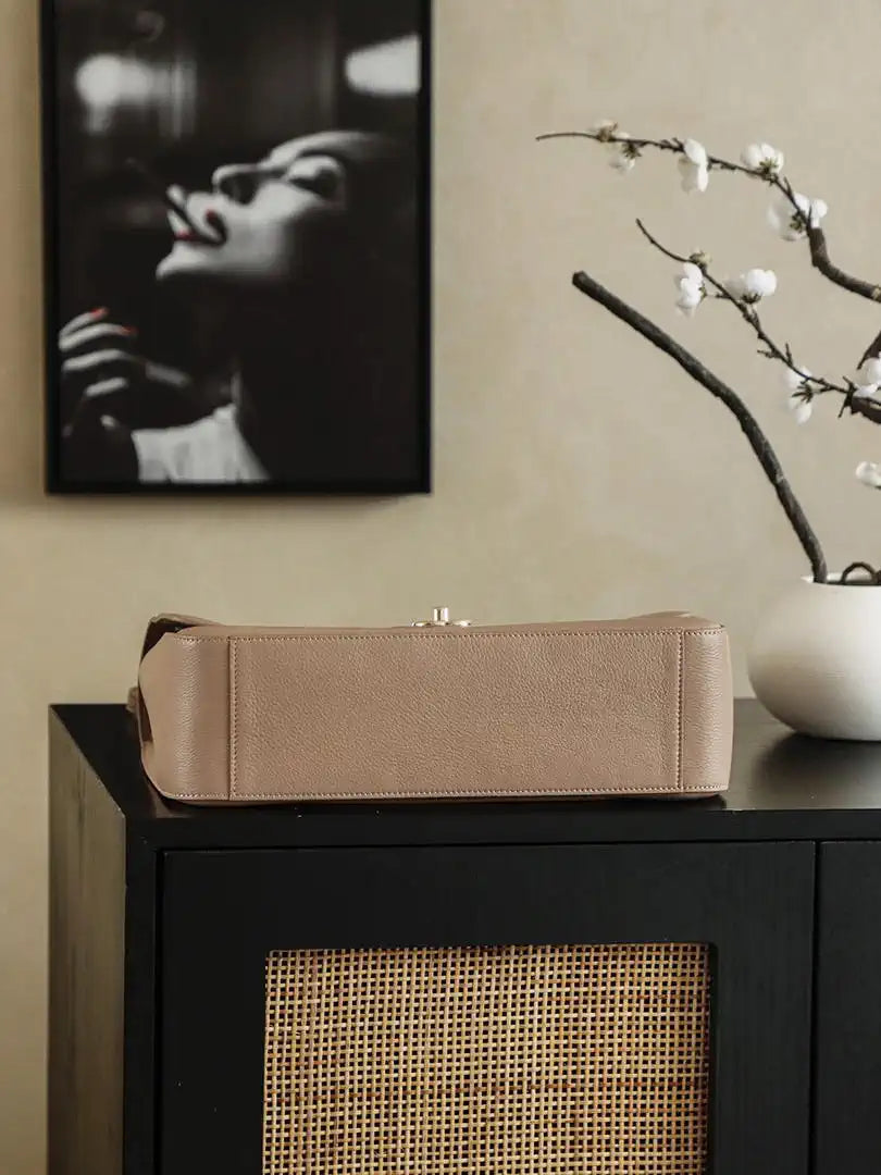Chanel AS9101 Clarence 2026 SS Runway Collection Shopping Bag Nude Pink