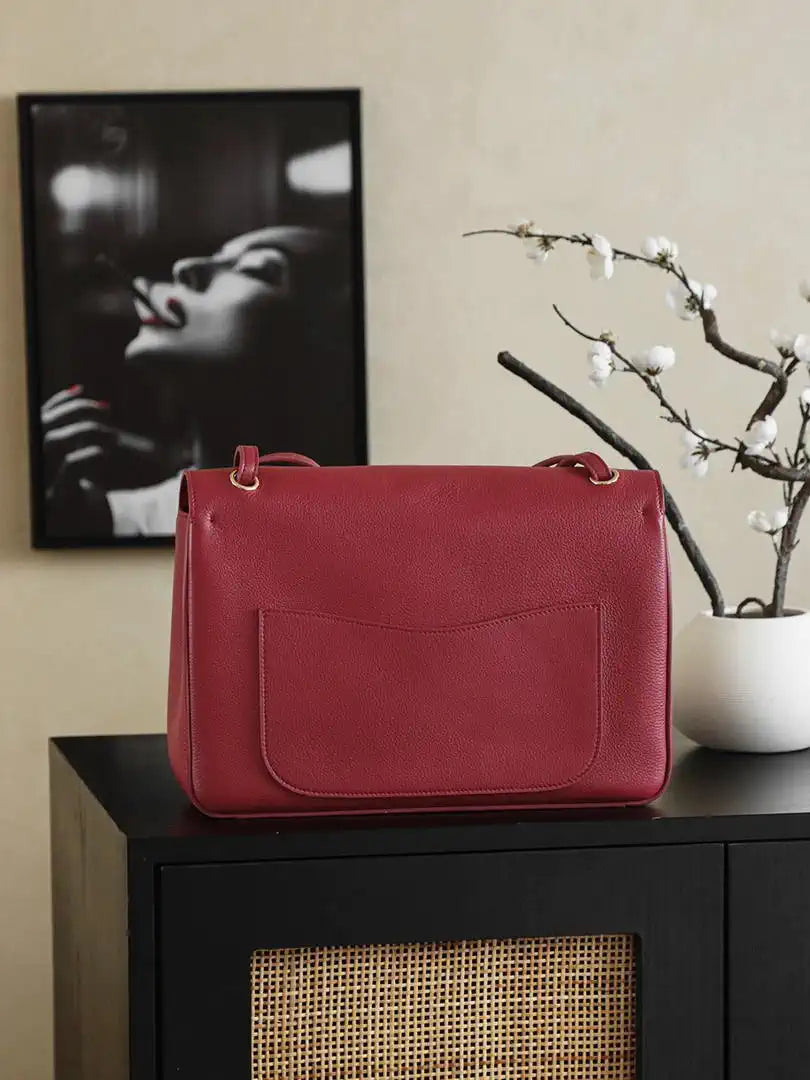 Chanel AS9101 Clarence 2026 SS Runway Collection Shopping Bag Red