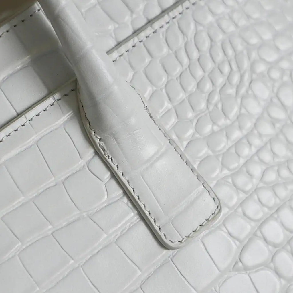 Chanel AS9106 26 SS Runway Collection Shopping Bag Crocodile-embossed Calfskin White
