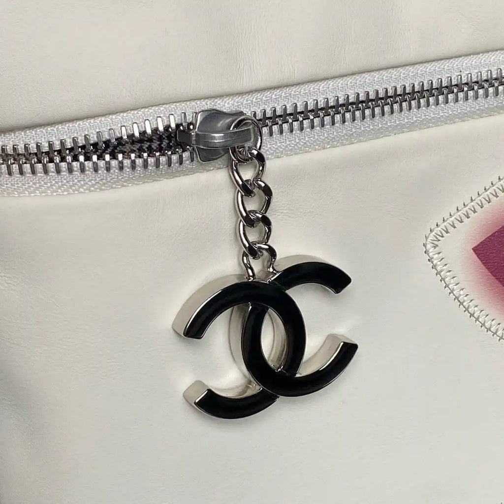 Chanel AS9901 Vintage Shopping Bag Calfskin White Red