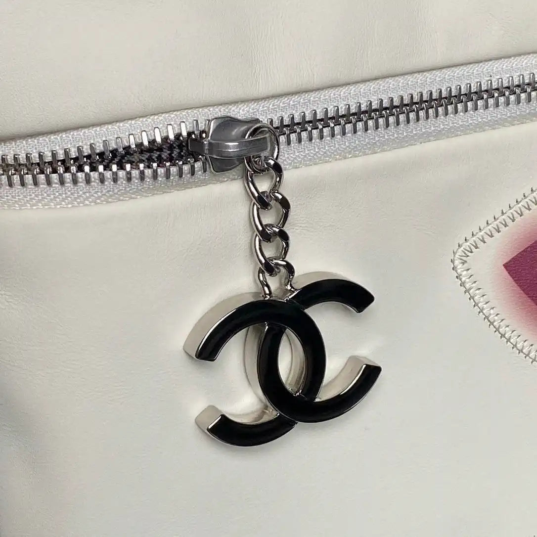 Chanel AS9901 Vintage Shopping Bag Calfskin White Red