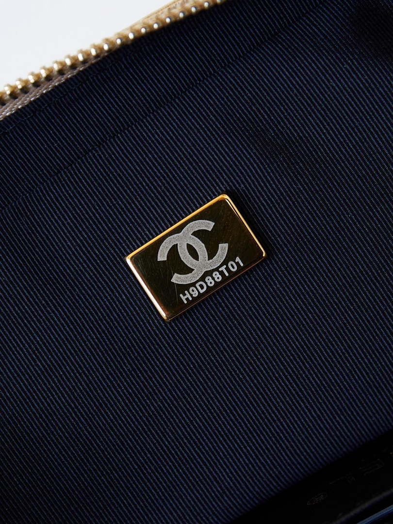 Chanel Backpack Metallic Lambskin & Gold-Tone Metal AS4621 Gold