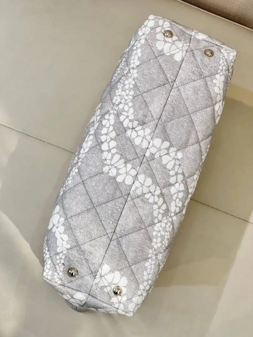 Chanel Beach Fabric Printed Pattern Shopping Bag AS5429 Gray