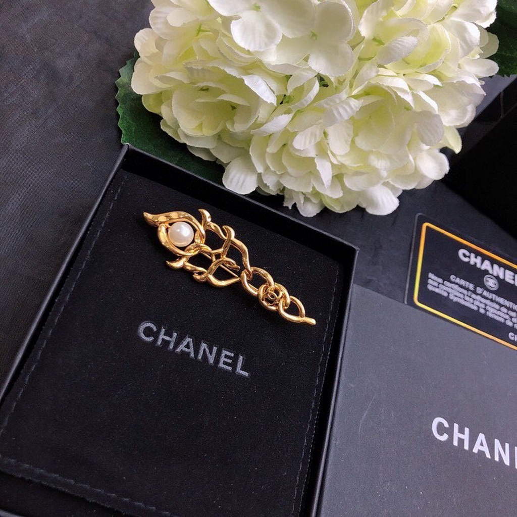 Chanel Brooch Chanel Designer Jewelry CC30664 - Default Title - View 1