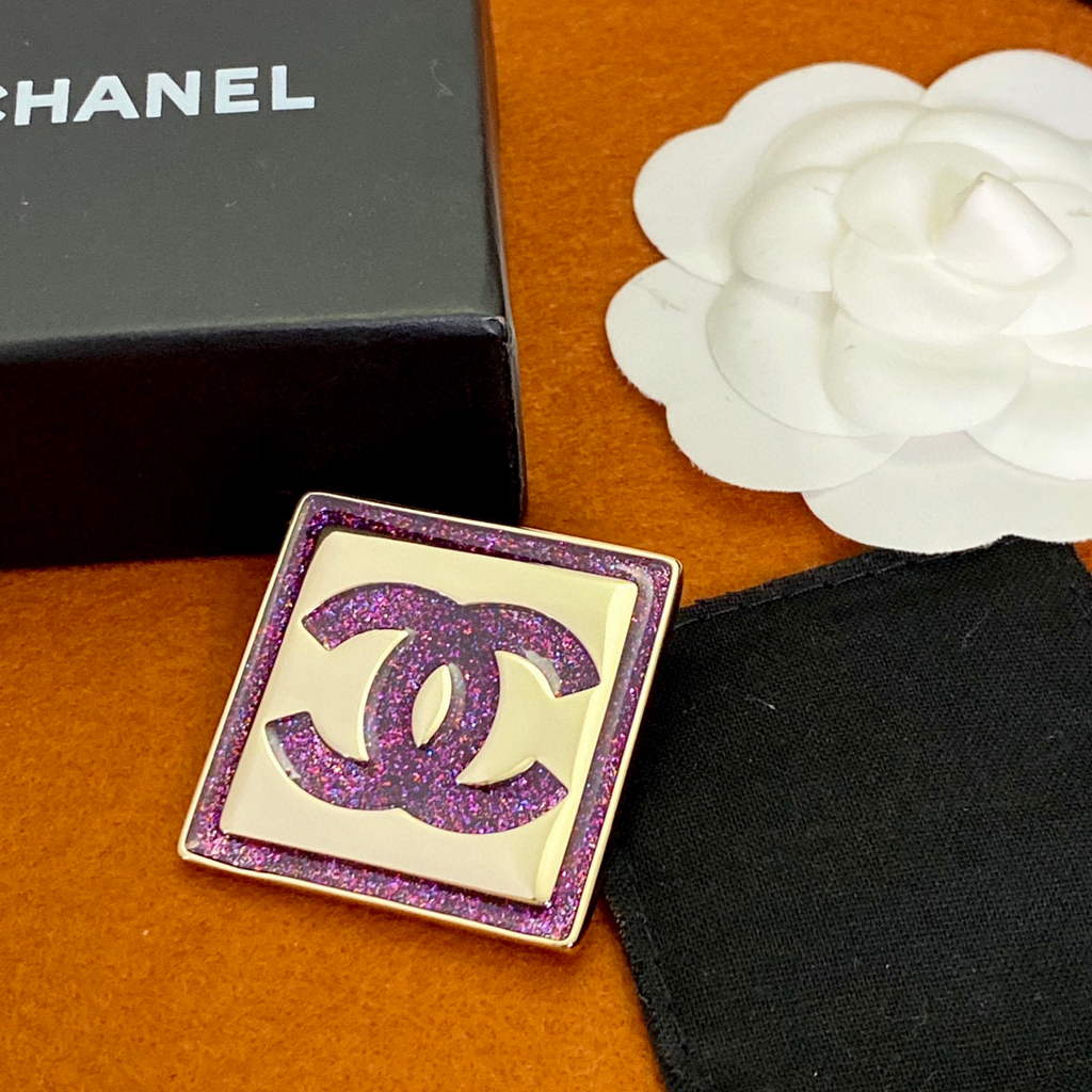 Chanel Brooch Chanel Designer Jewelry CC30668 - Default Title - View 1