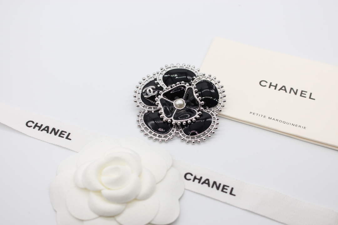 Chanel Brooch Fashion Jewelry CC31848 - Default Title - View 1