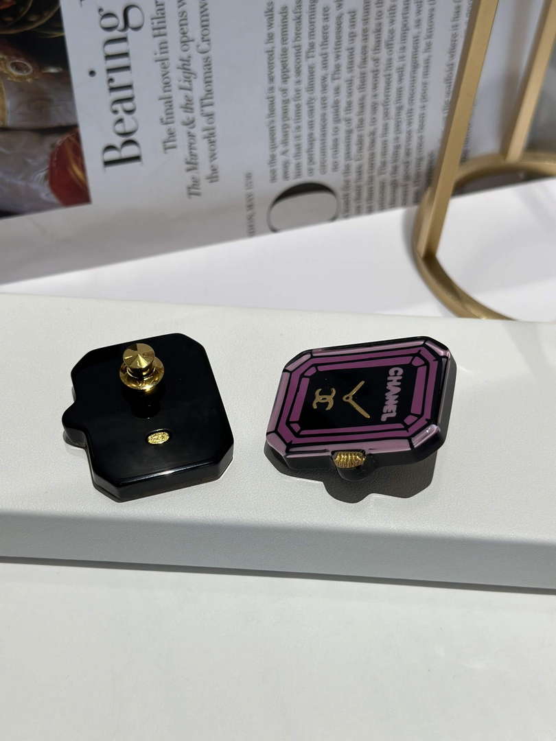 Chanel Brooch Fashion Jewelry CC31850