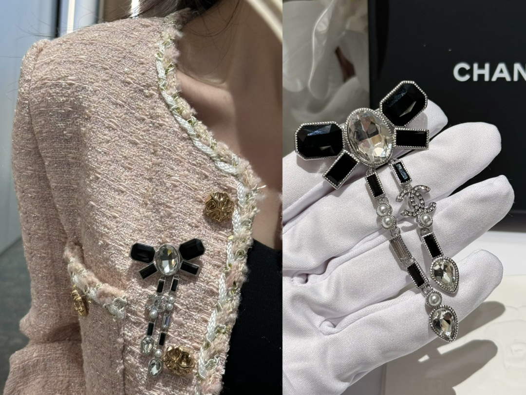 Chanel Brooch Fashion Jewelry CC31852