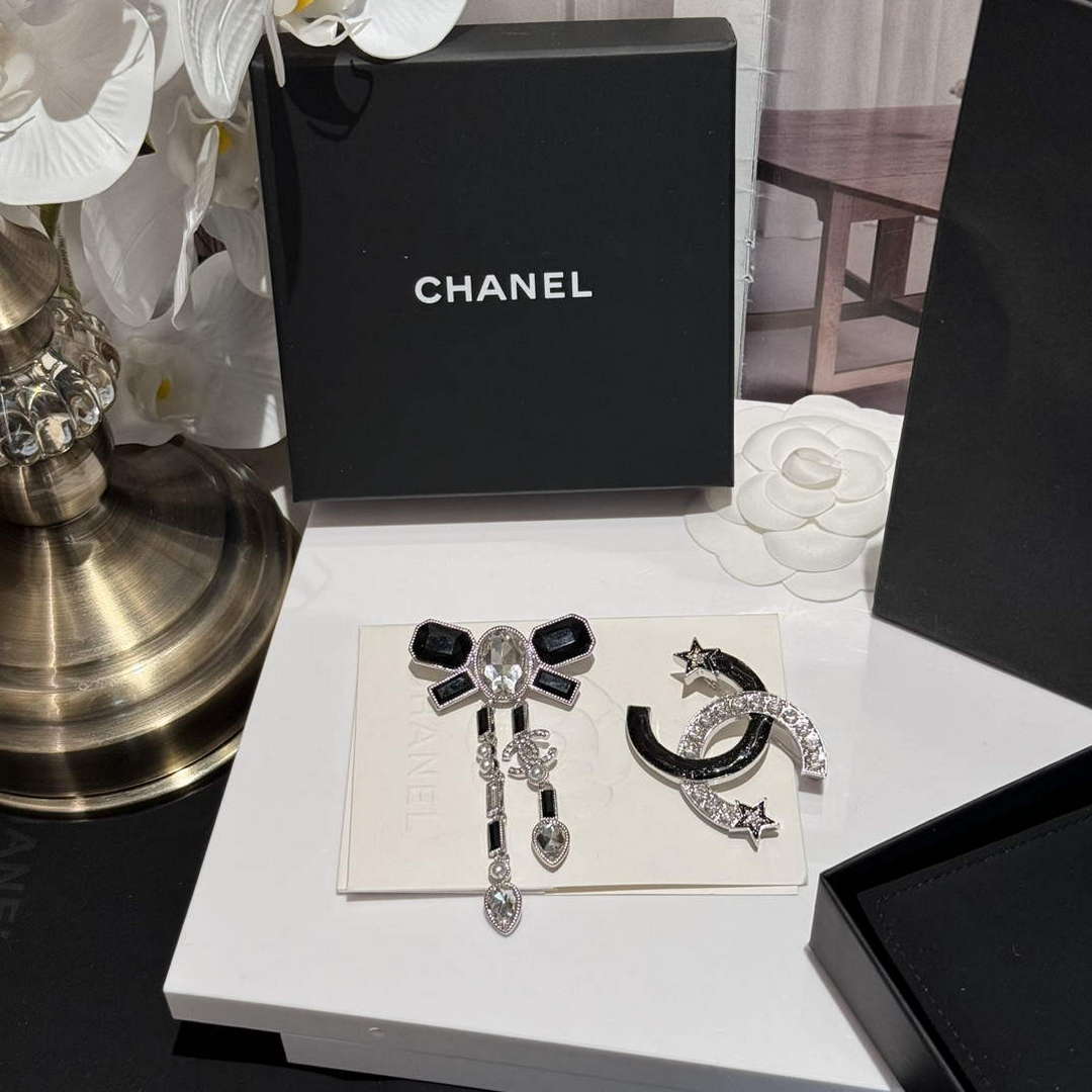 Chanel Brooch Fashion Jewelry CC31852