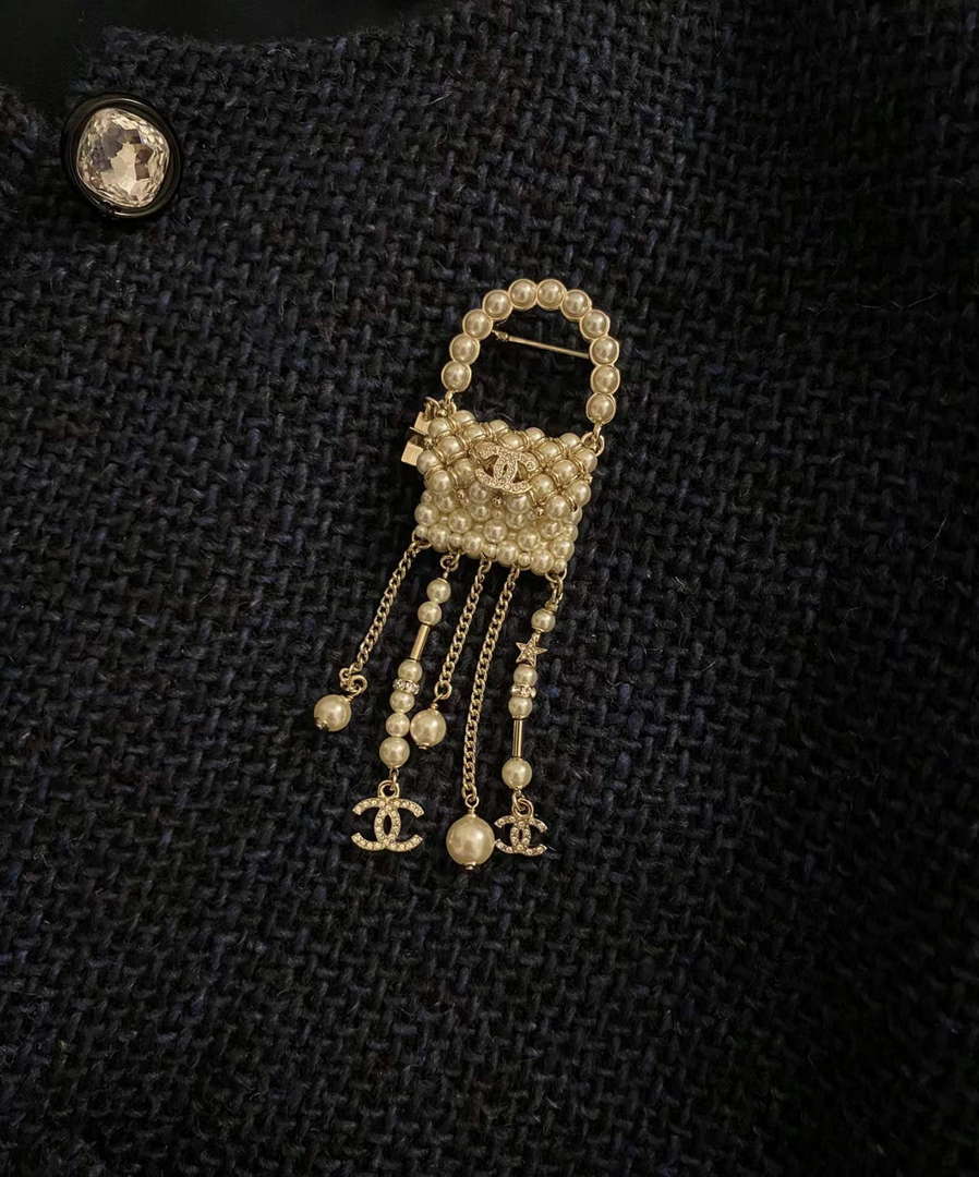 Chanel Brooch Fashion Jewelry CC31854