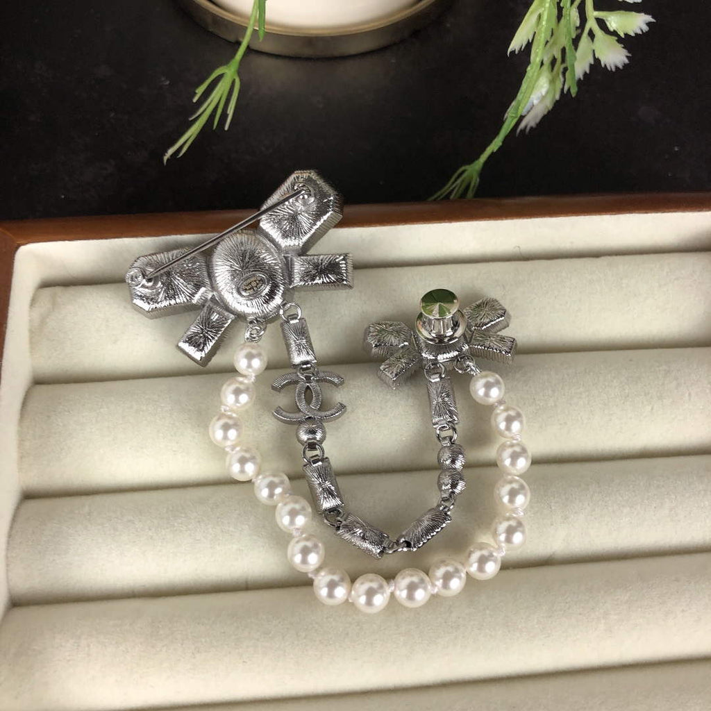Chanel Brooch Fashion Jewelry CC31859