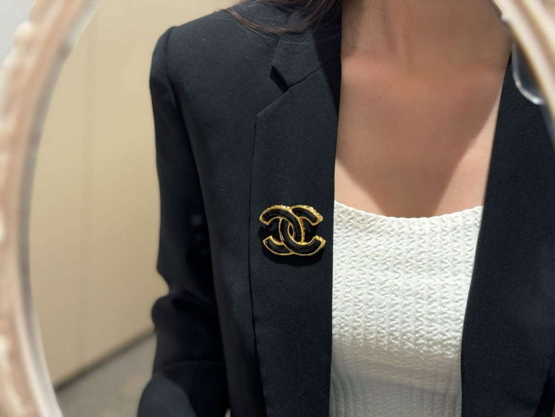 Chanel Brooch Fashion Jewelry CC31861