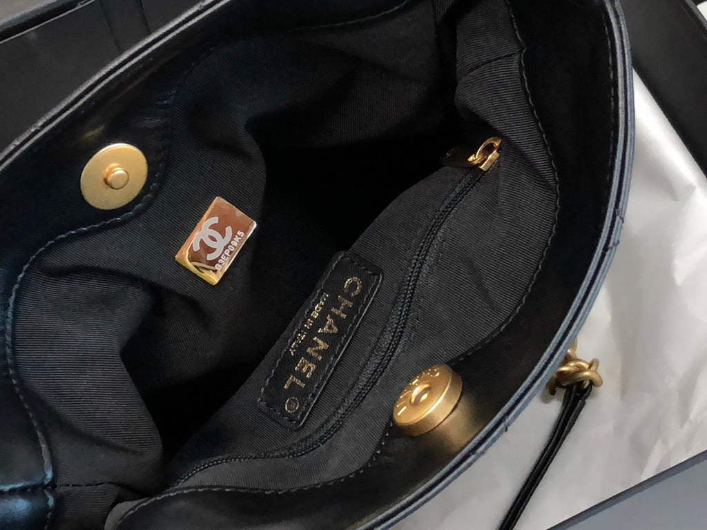 Chanel Bucket Bag 99128 Shoulder bag Black