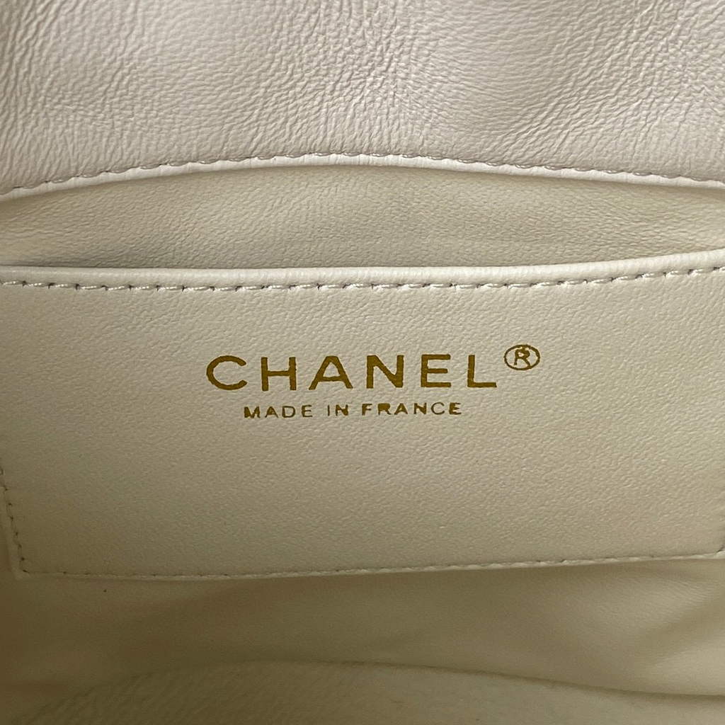 Chanel Bucket Bag Lambskin AS3116 White