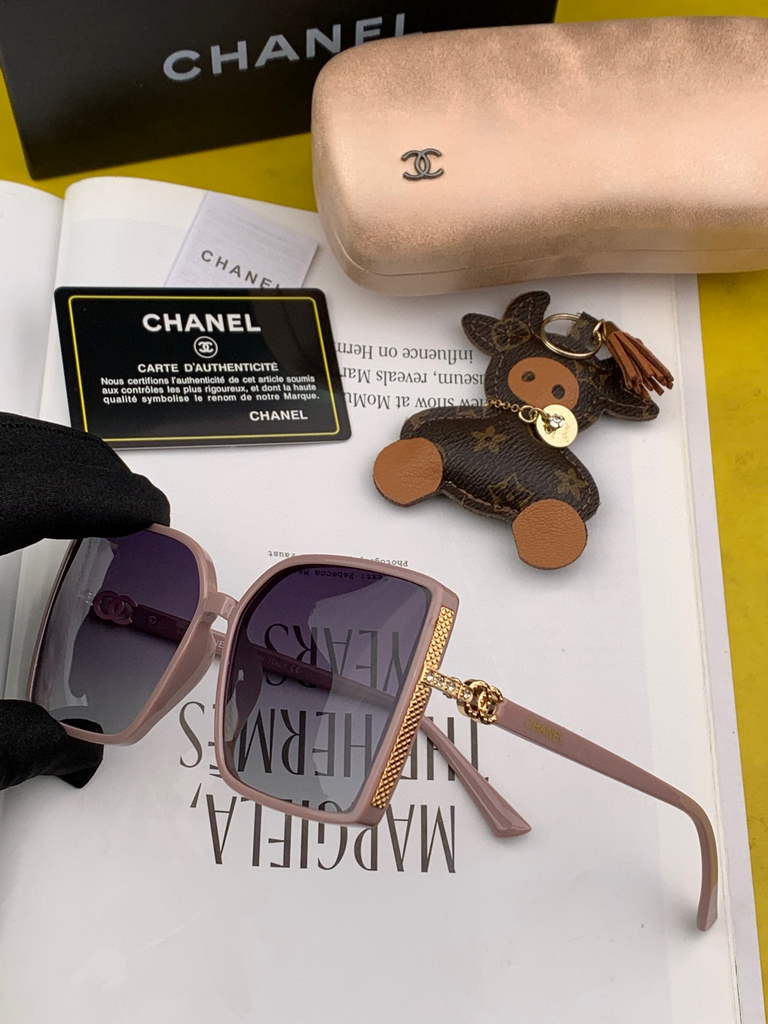 Chanel Cat Eye Sunglasses Chanel Shield Sport Fashion Show 993510