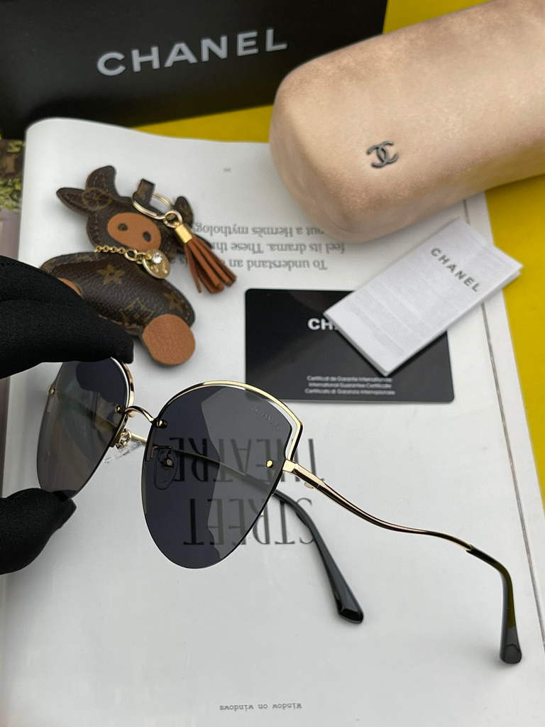Chanel Cat Eye Sunglasses Chanel Shield Sport Fashion Show 993524