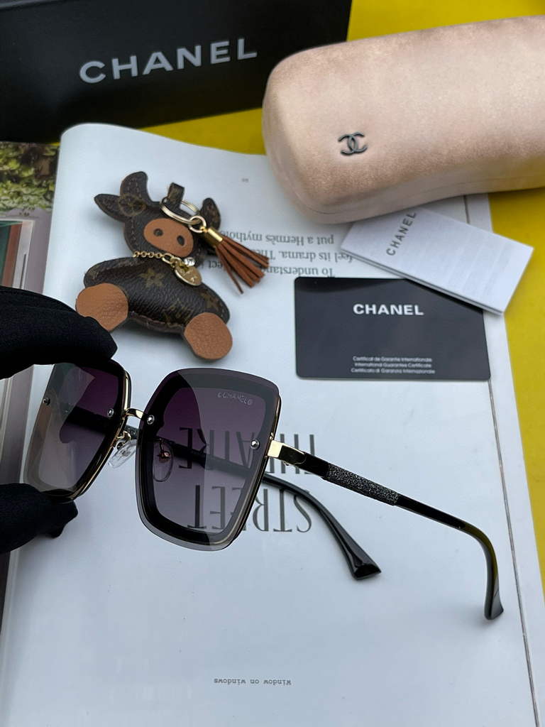 Chanel Cat Eye Sunglasses Chanel Shield Sport Fashion Show 993552