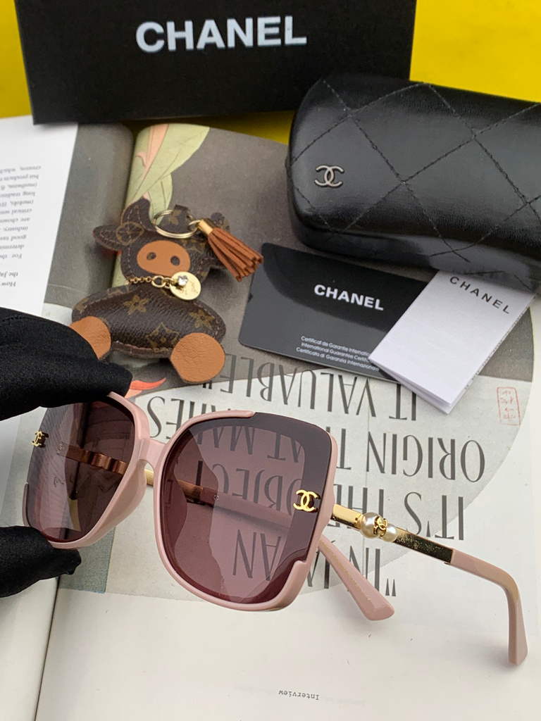 Chanel Cat Eye Sunglasses Chanel Shield Sport Fashion Show 993566