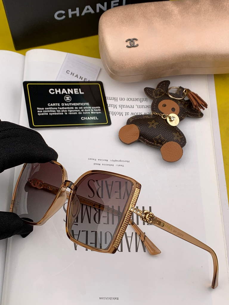 Chanel Cat Eye Sunglasses Chanel Shield Sport Fashion Show 993568
