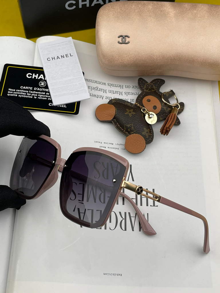 Chanel Cat Eye Sunglasses Chanel Shield Sport Fashion Show 993585