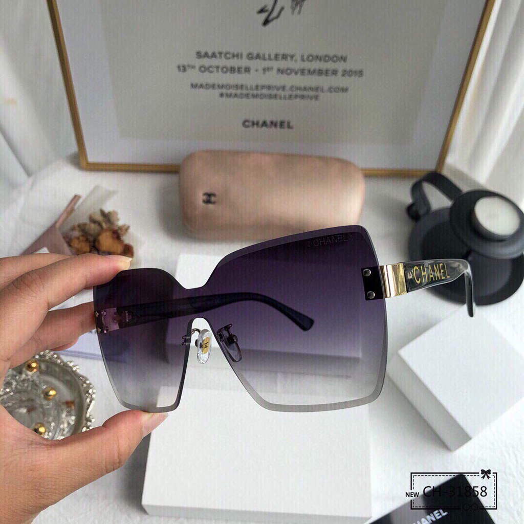 Chanel Cat Eye Sunglasses Chanel Shield Sport Fashion Show 993590