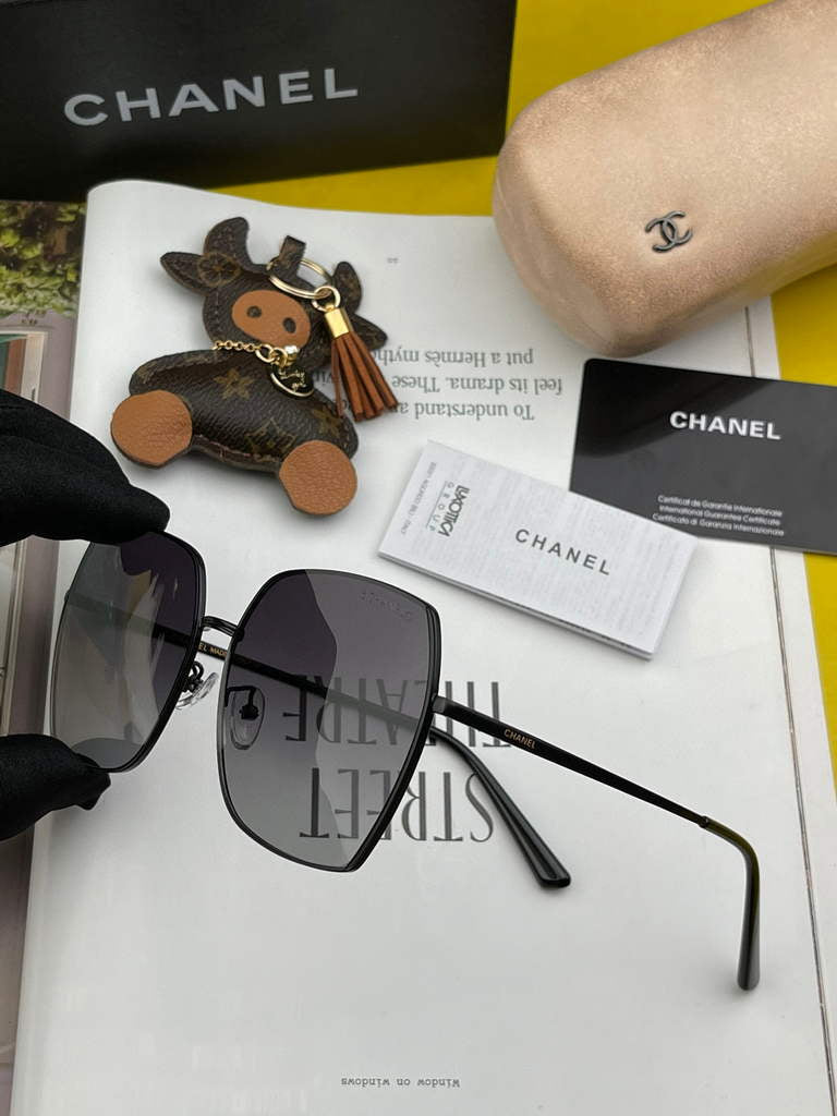 Chanel Cat Eye Sunglasses Chanel Shield Sport Fashion Show 993611