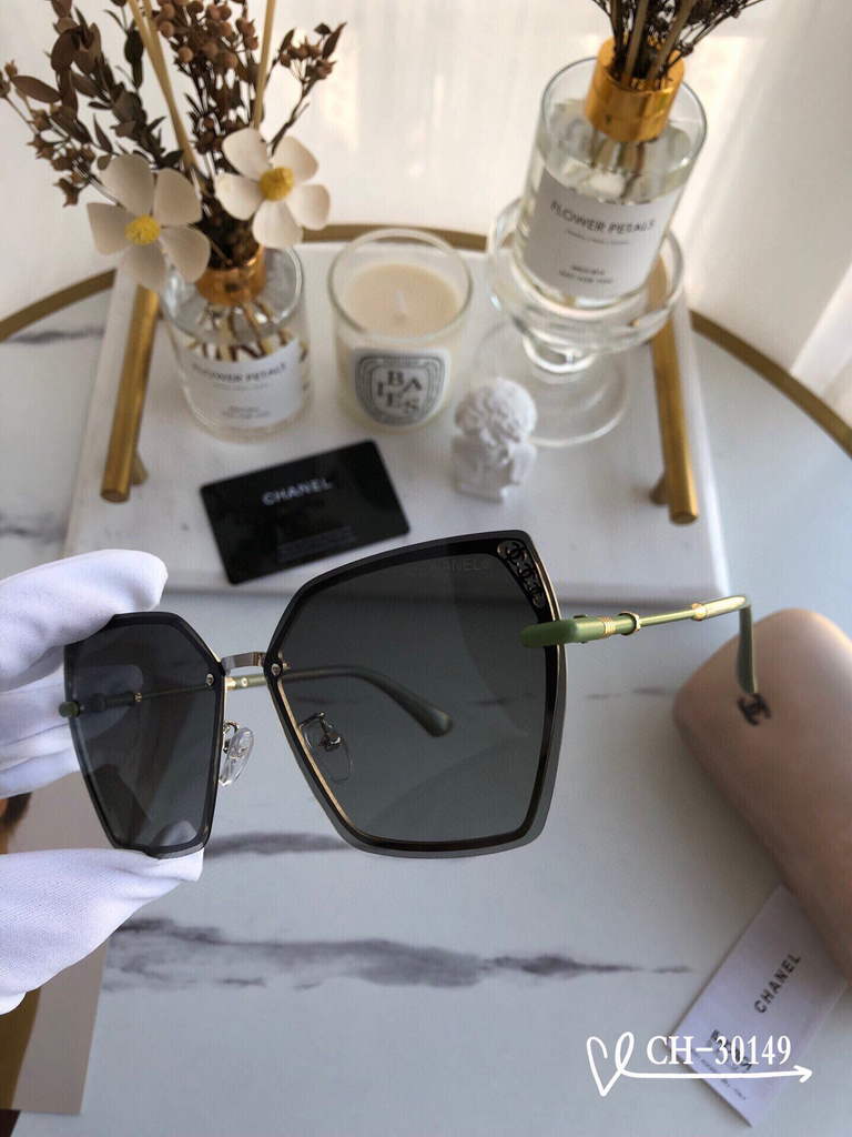 Chanel Cat Eye Sunglasses Chanel Shield Sport Fashion Show 993625