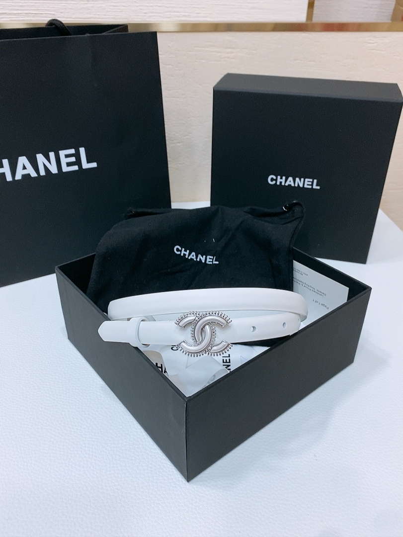 Chanel CC resin white with chain teeth gold and silver logo buckle 1.5cm AA0918