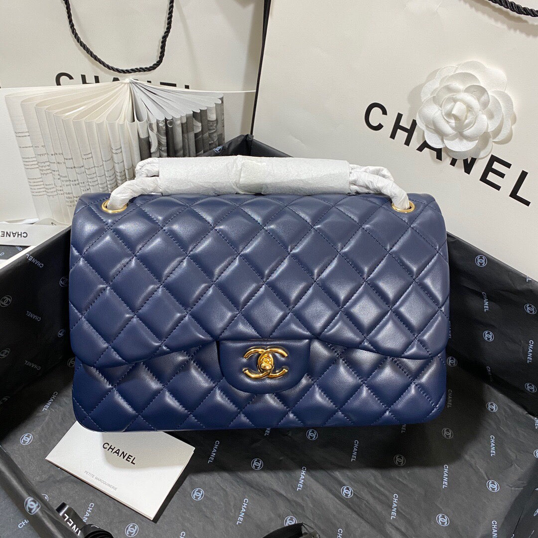Chanel CF A01113 Classic Flap Bag in Lambskin Navy Blue