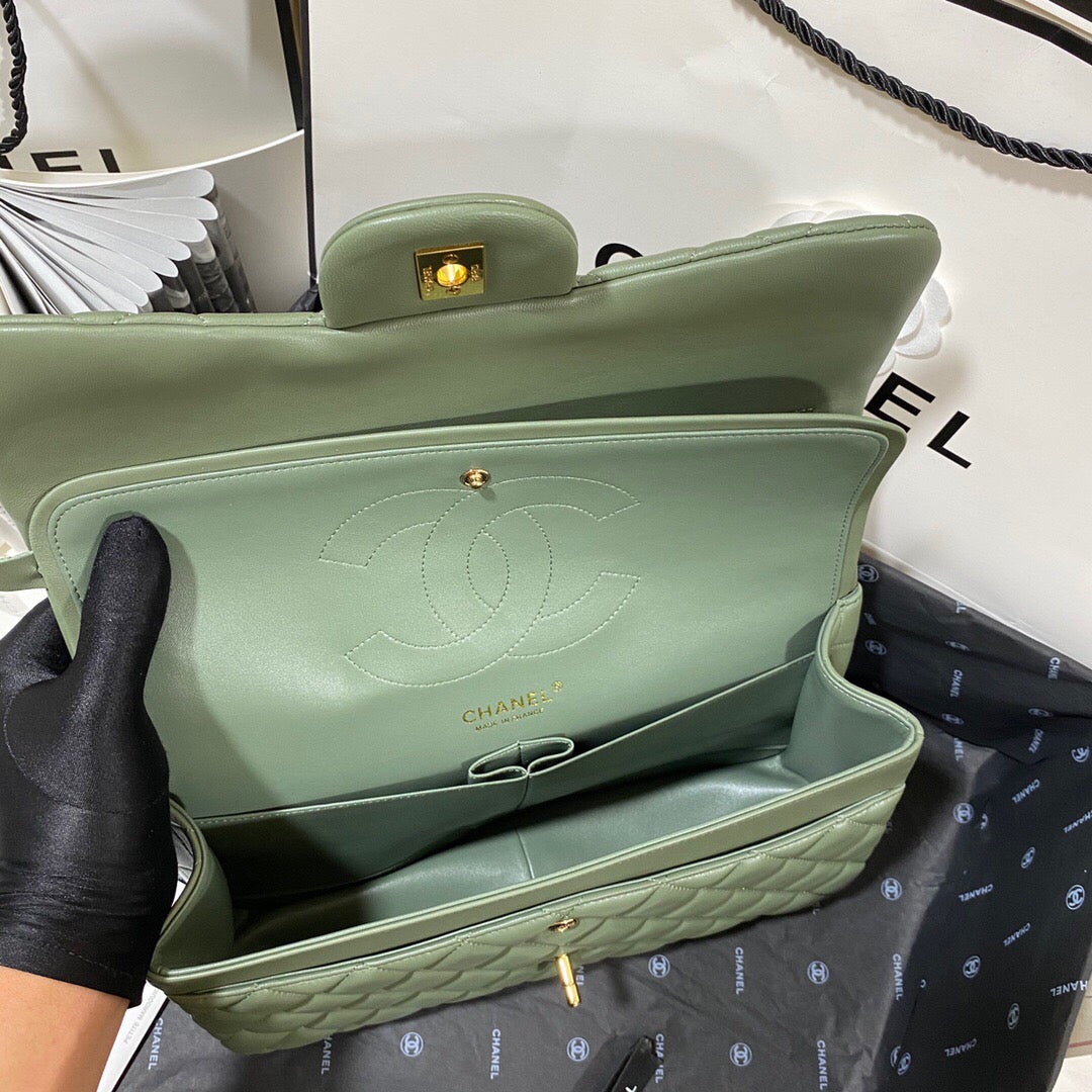 Chanel CF A01113 Classic Flap Bag in Lambskin Green - Default Title - View 9