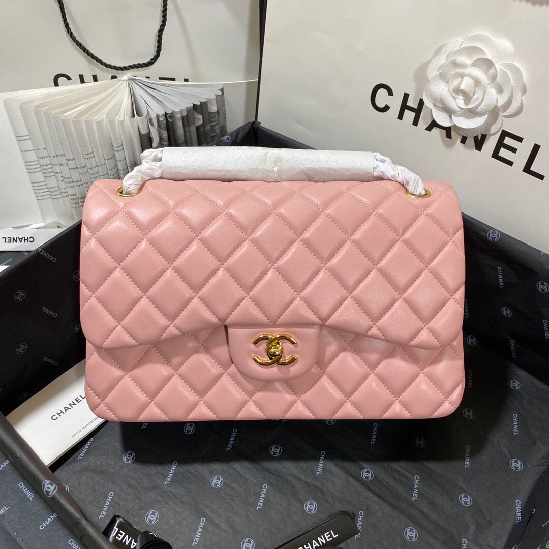 Chanel CF A01113 Classic Flap Bag in Lambskin Light Pink