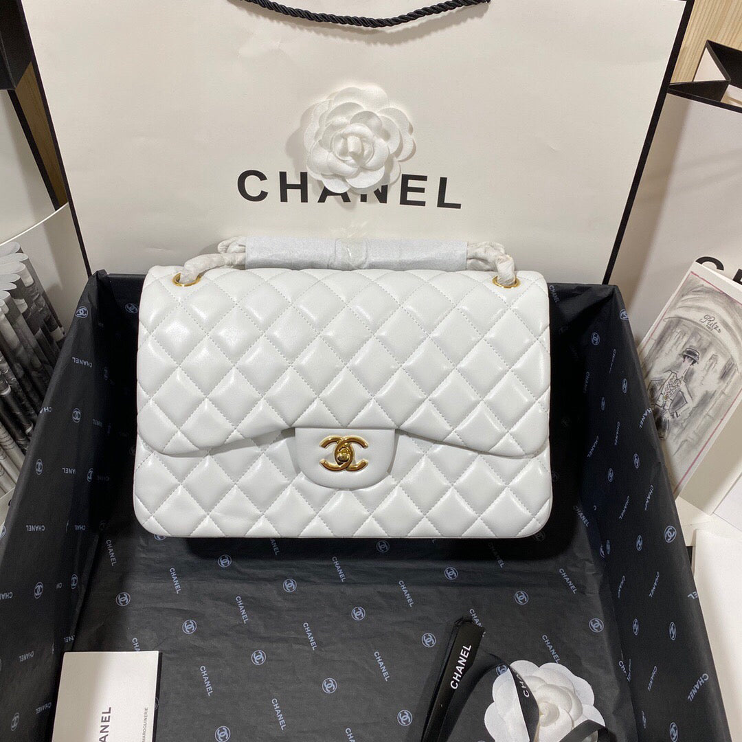 Chanel CF A01113 Classic Flap Bag in Lambskin White - Default Title - View 1
